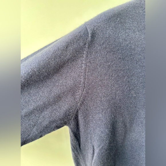 Like-New Joseph Abboud 100% Cashmere sweater, size L - Picture 5 of 9